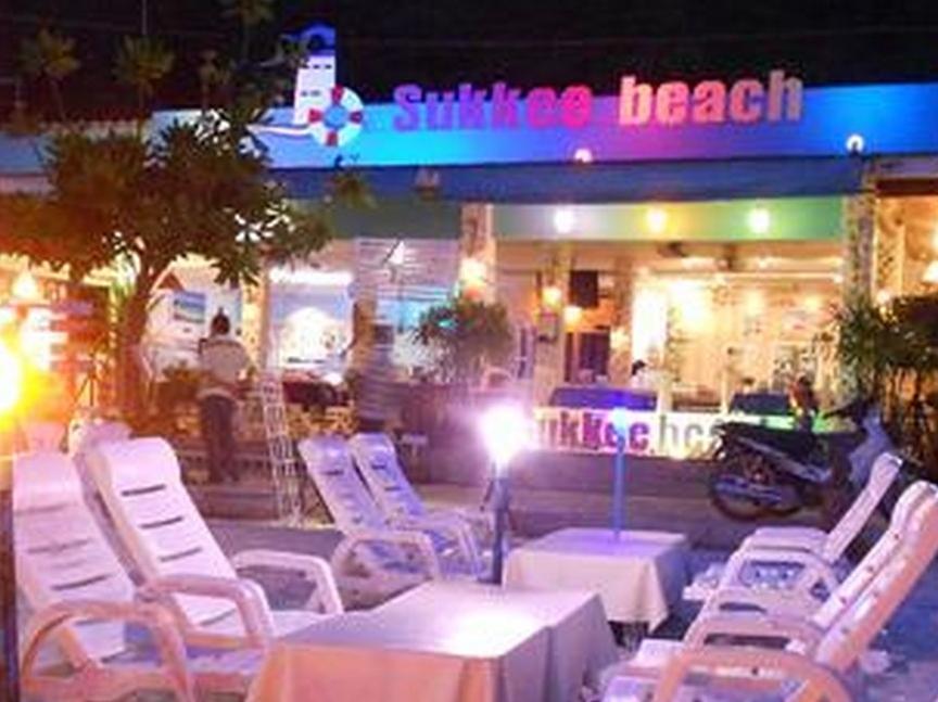 Sukkee Beach Resort Koh Larn Exterior foto